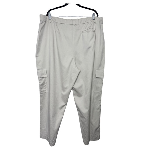 Old Navy Extra High Waisted Taylor Cargo Pants Beige - Picture 3 of 12